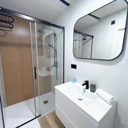 Evans Realty Bn Moderno & Lujoso Estudio *