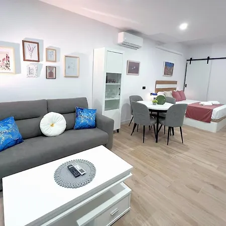 Apartment Evans Realty Bn Moderno & Lujoso Estudio Malaga